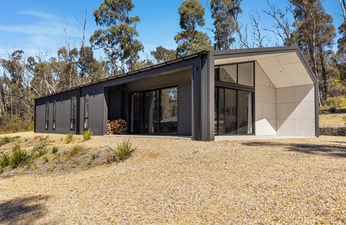 Bell House | New Build - Belltopia: The Newest Ultimate Blue Mountains Base