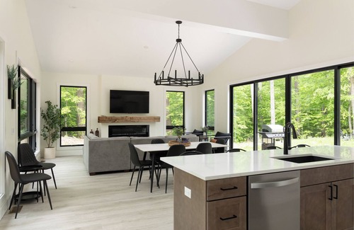 Empire House | New Build Modern Cabin in Glen Arbor close to downtown Glen Arbor and Empire