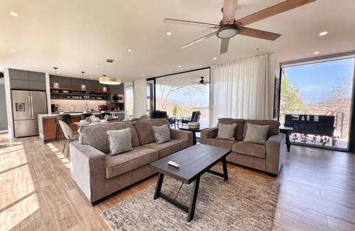 Panama Beach House | NEW BUILD - Ocean View Villa - 4 King Suites