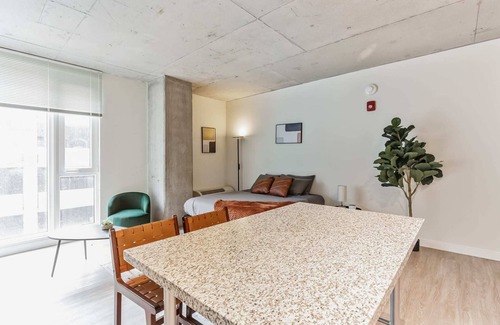 Downtown Cleveland Apartment | New Build Studio Apartment at Skyline
