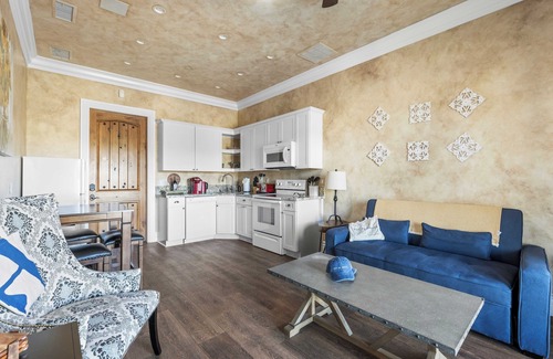 Temecula Cottage | New-build Temecula Villa With King Suite, Fireplace & Vineyard Views The Villa by Avantstay
