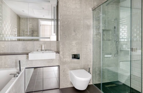 Whitechapel Apartment | New Build Tower Hamlets 2BR w/ Balcony nr Tube, by Blueground