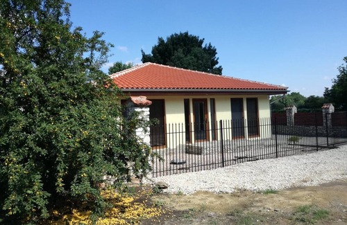 Balchik House | New built holiday house, Pool, Wlan, Aircon, close to sea, TV, barbecue.