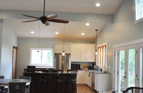 Riva House | New Bungalow with view of South River!
