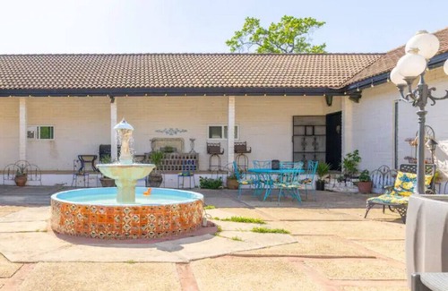 Canyon Lake House | NEW! Canyon Lake WATERFRONT Villa~Hot tub~Sleeps 16