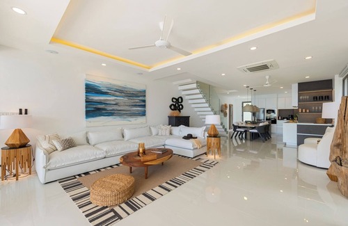 Moo 5 Villa | NEW! CARPE DIEM - Perfect Sunset and Beachside Panorama, 200m walk to the Beach