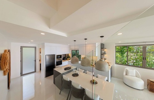 Moo 5 Villa | NEW! CARPE DIEM - Perfect Sunset and Beachside Panorama, 200m walk to the Beach
