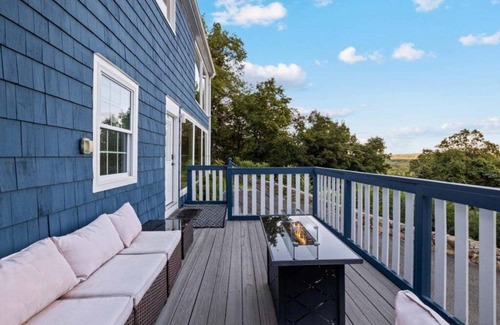 Suffern House | NEW! CASA MATTIA - StayShores