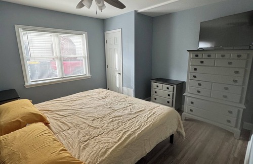New Castle House | New Castle vacation home 10 minutes from Christiana Mall