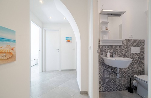 San Fruttuoso Apartment | NEW!Central Apt 5 min walk from the metro Brignole
