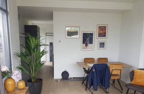 Lathum House | New chalet for rent