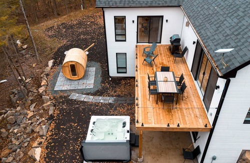 Argenteuil Regional County Municipality House | New chalet with spa and sauna - Le NaturOzen