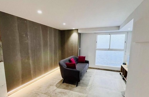 Barrio del Carmen Apartment | NEW Charming 1-bedroom apartment in lovely València with WiFi, AC