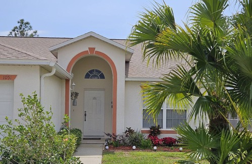 Clear Creek Villa | New! Charming 3-bedroom villa, South Facing Private Pool, Family Friendly