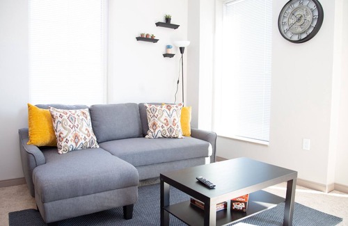 Scioto Mile Apartment | *** New Charming and Luxury Apartment in Downtown Columbus***