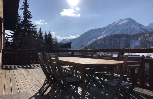 Montgenevre Ski Chalet | New charming chalet, 15 to 16 people with panoramic terrace facing south
