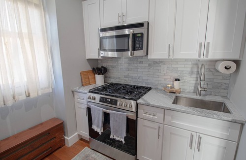 Saratoga Springs Apartment | NEW! Charming Downtown Apartment Steps Away from Broadway - Perfect for Belmont