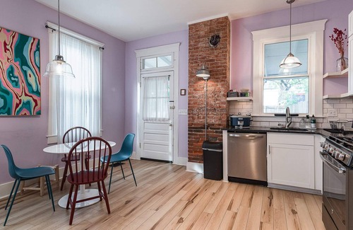 Schnitzelburg House | New! Charming home in Germantown - walk to fun!