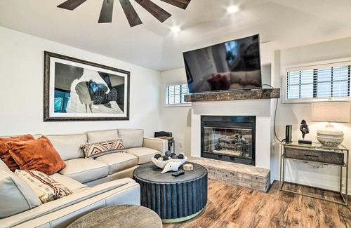 Port St. Joe Villa | NEW! Chic Port St Joe Villa < 1 Mi to Beach Access