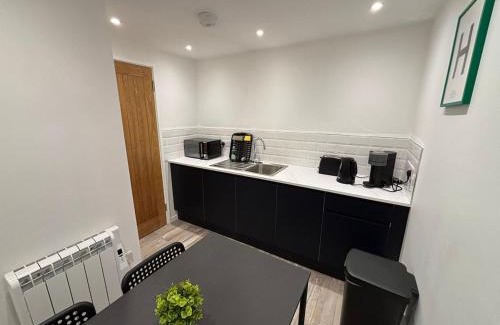 Leicester City Centre Apartment | New City Centre 2 bed Apartment Flat 2 Onsite Parking inc