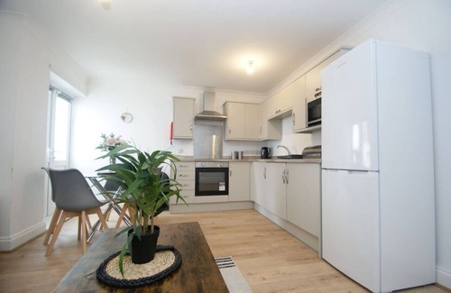 Cliftonville Apartment | NEW Cliftonville Apartment