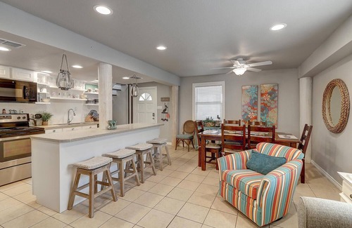 Shibui Sands House | New Coastal Container Home! Close to the beach, private pool!