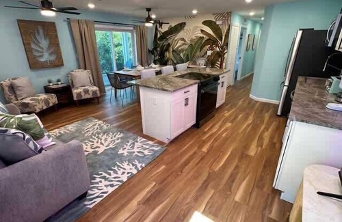 South Bradenton Condo | *NEW* Coastal Haven - 4bed 2bath Sleeps 8