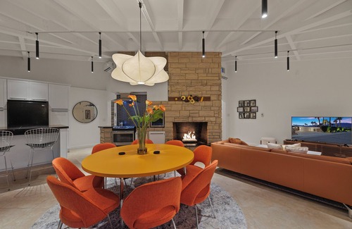 Sunrise Vista Chino House | New! Colony Retreat! Midcentury Gem! 4BR! Pool!FirePit! Views! Walk to DownTown!