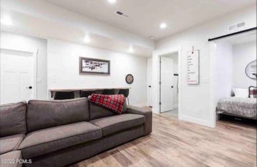 Park City House | *NEW* Comfy 4 bdrm close to resorts, trails, lakes