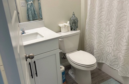 North Las Vegas House | New Comfy Home for Rent, 1 or 2 Bedrooms available.