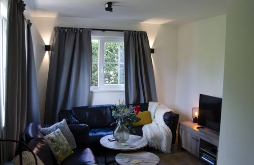Oude-Tonge Villa | New! - Completely renovated 3 bedroom (family) villa near Grevelingen