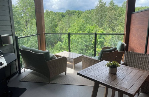 Orford Condo | New Condo in Orford facing the mountain, pet-friendly