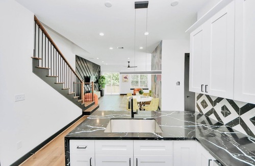 Northside House | New Construction 3 BR with en-suite baths, mins to Houston’s top spots & events.