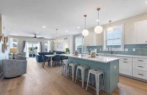 Southend House | New Construction 3 Story Stunner - One block to beach, parks and shops