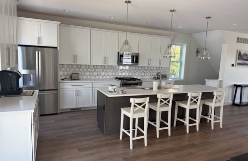 Harters Heights House | New construction 4 BR 4.5 bath less than a mile from Notre Dame and Eddy St