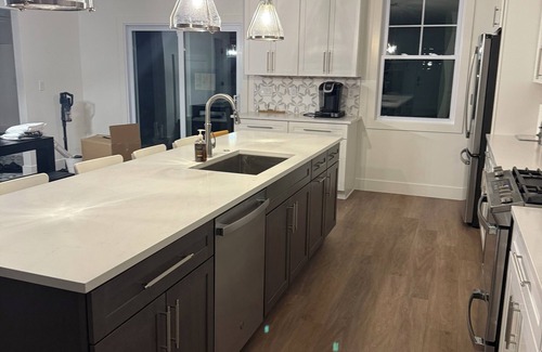 Harters Heights House | New construction 4 BR 4.5 bath less than a mile from Notre Dame and Eddy St