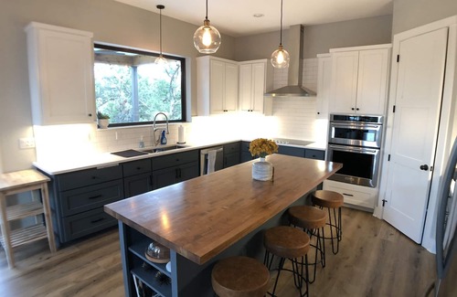 Canyon Lake House | New construction home minutes away from Guadalupe River and Canyon Lake dam