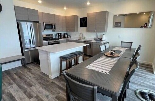Four Corners Condo | New Construction- Loft Condo near Bozeman/Big Skynn