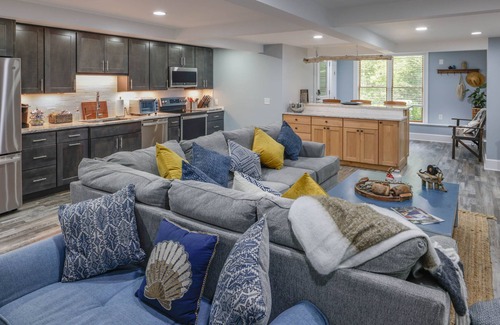 Brewster Apartment | NEW CONSTRUCTION Lower Level Apartment Close to Town and Beaches (2314)