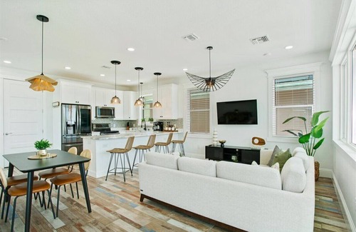 Englewood House | New Construction Modern POOL Home.LESS than 57 seconds walk to the BEACH!