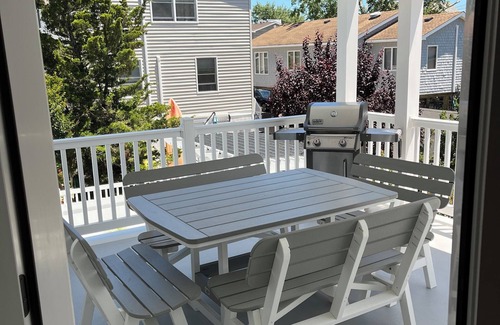 North Beach Haven House | NEW CONSTRUCTION! Second Floor Duplex