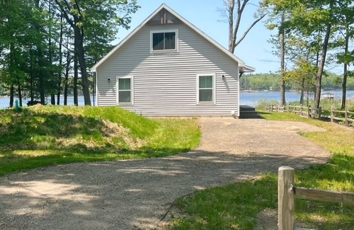 Pentwater Cottage | New cottage on Bass Lake