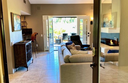 Rancho Mirage Cottage | NEW! COTTAGE on the GREEN, one-of-a-kind garden home with 2+ primary suites. Managed by Greenday.