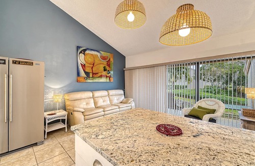The Meadows Condo | NEW! Cozy 1/1 condo The Meadows Peaceful Pond View