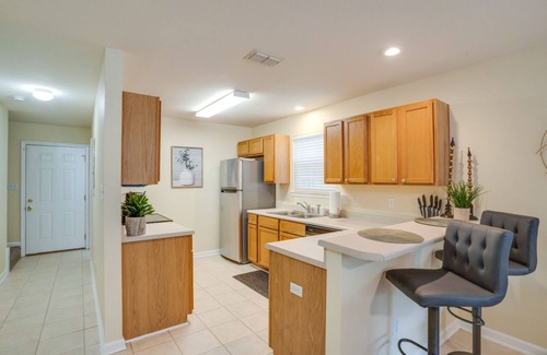 Tallahassee House | NEW! Cozy 3BDR Townhome - Close to Everything!