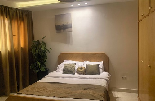Nasr City Apartment | New cozy apartment with WiFi, ACs, 10 min. away from Cairo International Airport