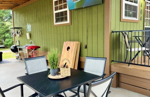 Townville Cabin | New! Cozy Cabin 3/Lake Hartwell/Green Pond Lndg/Broyles Landing/Covered Shelter