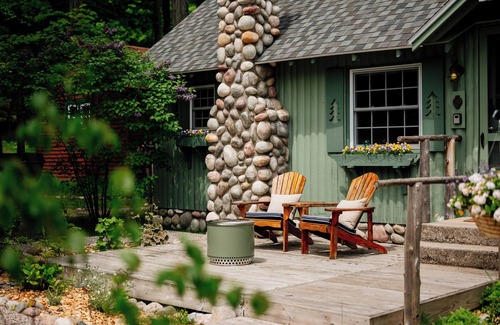 Northport Cottage | NEW cozy cottage a short walk to Northport and Lake Michigan!
