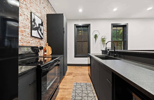Shelby Park House | NEW Cozy Home in Shelby Park | Near Cafes & Stores