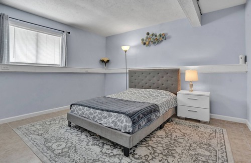 Tobyhanna Villa | NEW! Cozy home with Jacuzzi and Fire Pit in Pocono!